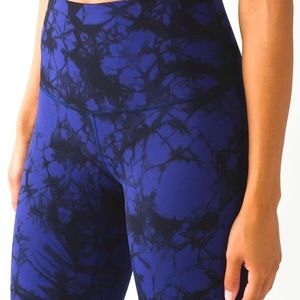 Lululemon Shibori Wunder Under